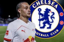 开云体育入口-包含RB莱比锡逆袭击败对手，稳居前列的词条