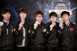 开云平台-EDG翻盘TES，Deft团战一打五2025世界赛2:1（洛杉矶）